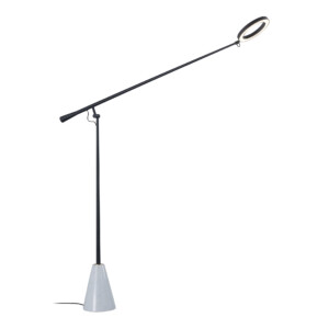 Halo Mega on pitkälle ulottuva tehokas LED-lattialamppu